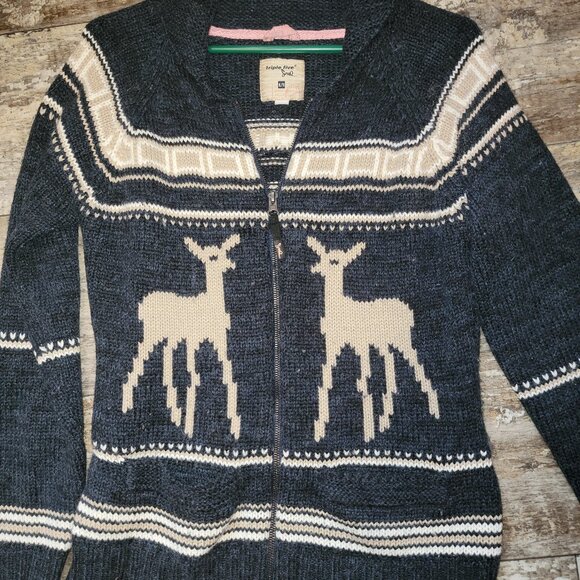 Sweater BUNDLE=SAVE - Picture 1 of 3